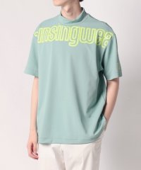 Munsingwear/【ENVOY】吸汗速乾ネオンロゴオーバーサイズモックネック半袖シャツ【アウトレット】/505428117