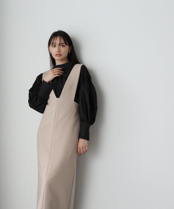 NATURAL BEAUTY BASIC Vネックハイウエストナロージャンスカ