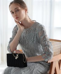 niana/ニアナ niana ストライプ刺繍ドレス/505642244