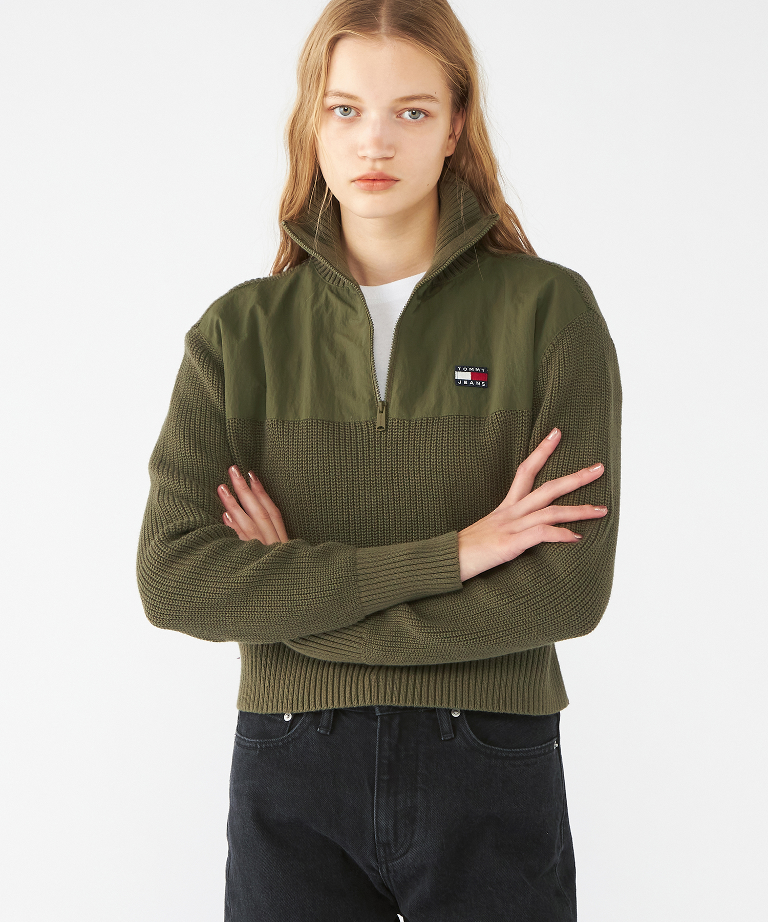 セール】トミージーンズ TOMMY JEANS ハーフジップバッジリブ セール】トミージーンズ TOMMY JEANS ハーフジップバッジリブ