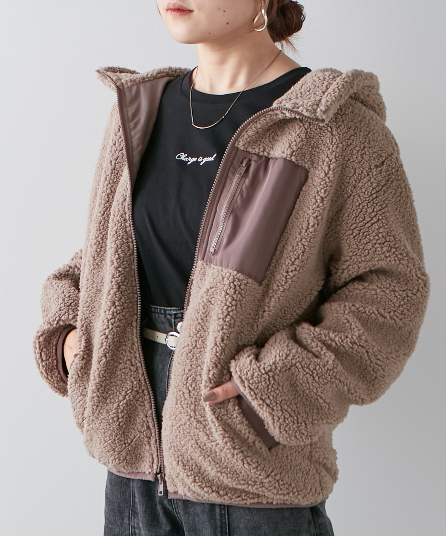 クーポン】【セール 40%OFF】【定番】フード付きボアブルゾン