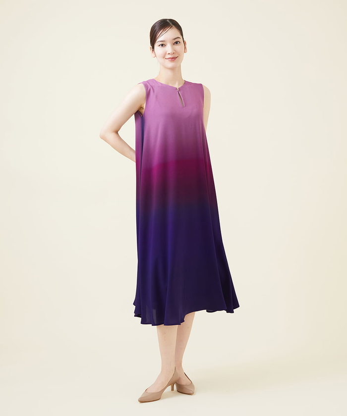 【Mac Duggal 】フリルとひらひら袖のティアードドレス The Iconic Ruffle Gown - Mac Duggal