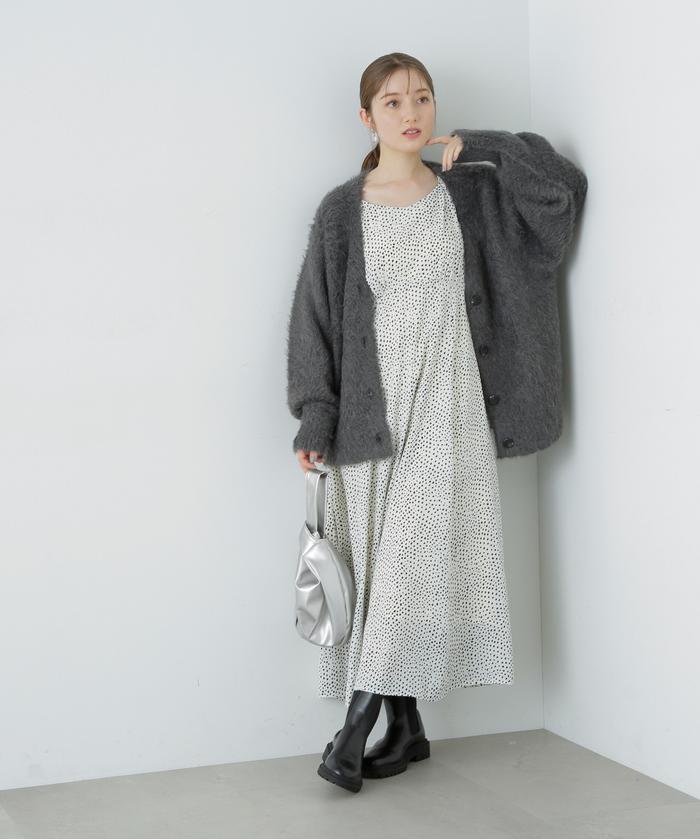 セール 50%OFF】変形ドットプリントVネックワンピース《S Size