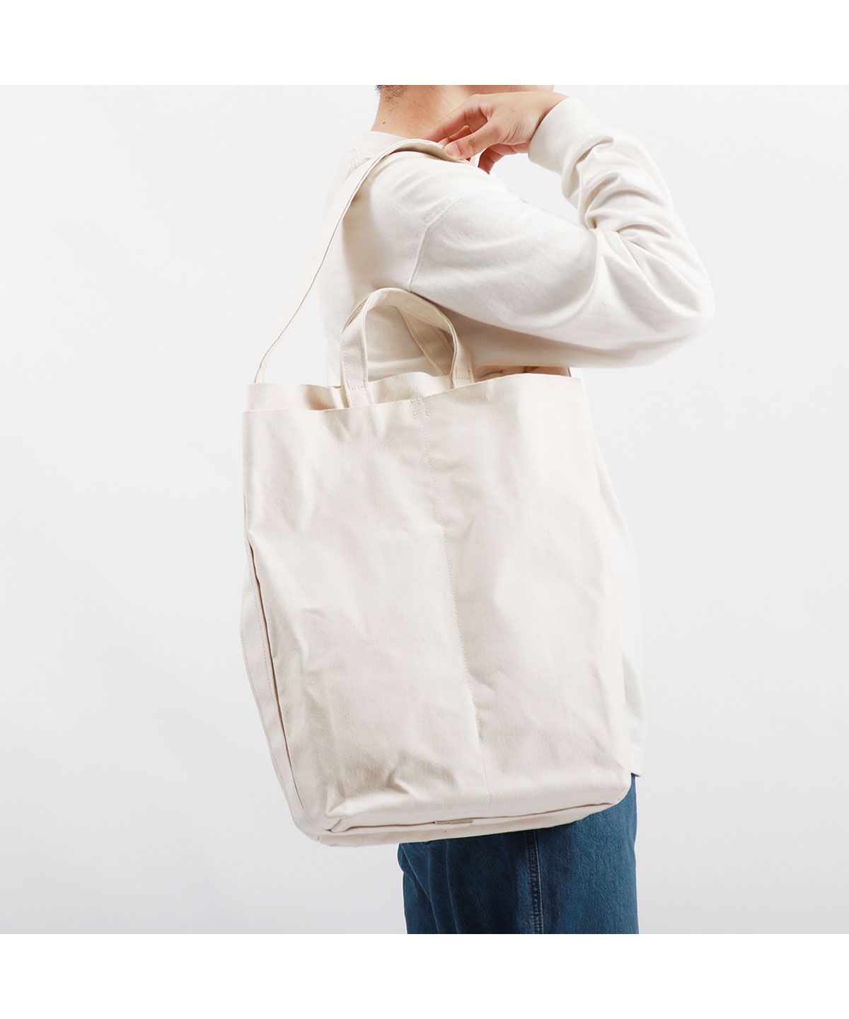新品未使用 SLOW helmet tote Msize トートバッグ スロウ SLOW スロウ トートバッグ SLOW bullet helmet ーtote M