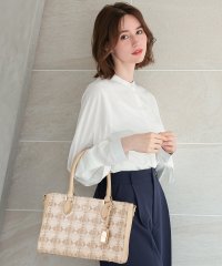 Clelia/トートバッグ ショルダーバッグ 2WAY レディース 本革 レザー 肩掛け 斜め掛け シンプル 大人 かわいい Clelia クレリア クロレ CL－21002/505679408