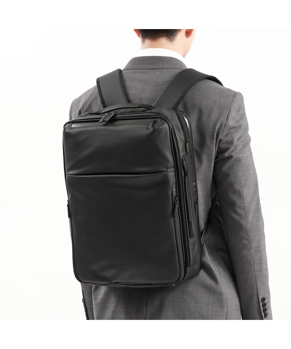 【美品】ace. CORDURA B4 ビジネスリュック黒 Amazon | [エース]ビジネスリュック ヴィターラWR B4ファイル