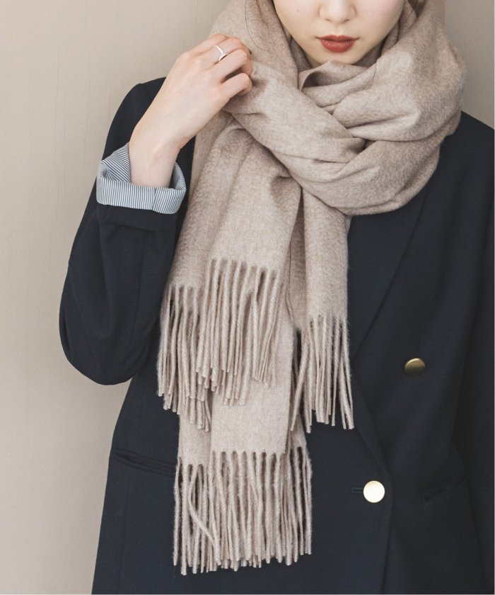 NOBLE ORIGINALカシミヤストール NOBLE名品！カシミヤストールのシーン別コーデ｜NOBLE（ノーブル
