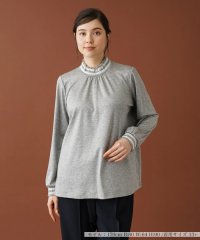 Leilian PLUS HOUSE/フリルシャーリングカットソー【MUSE BY ROCHAS Premiere】/505686324