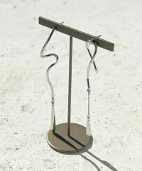 GOLDY/ゴールディ GOLDY 【GOLDY】ドローイング ライン アシンメトリー ピアス ゴールド シルバー アクセサリー / 1220307/505745284