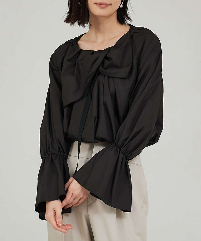 タフタフリルブラウス【予約】(505700375) | qualite(qualite) - d fashion