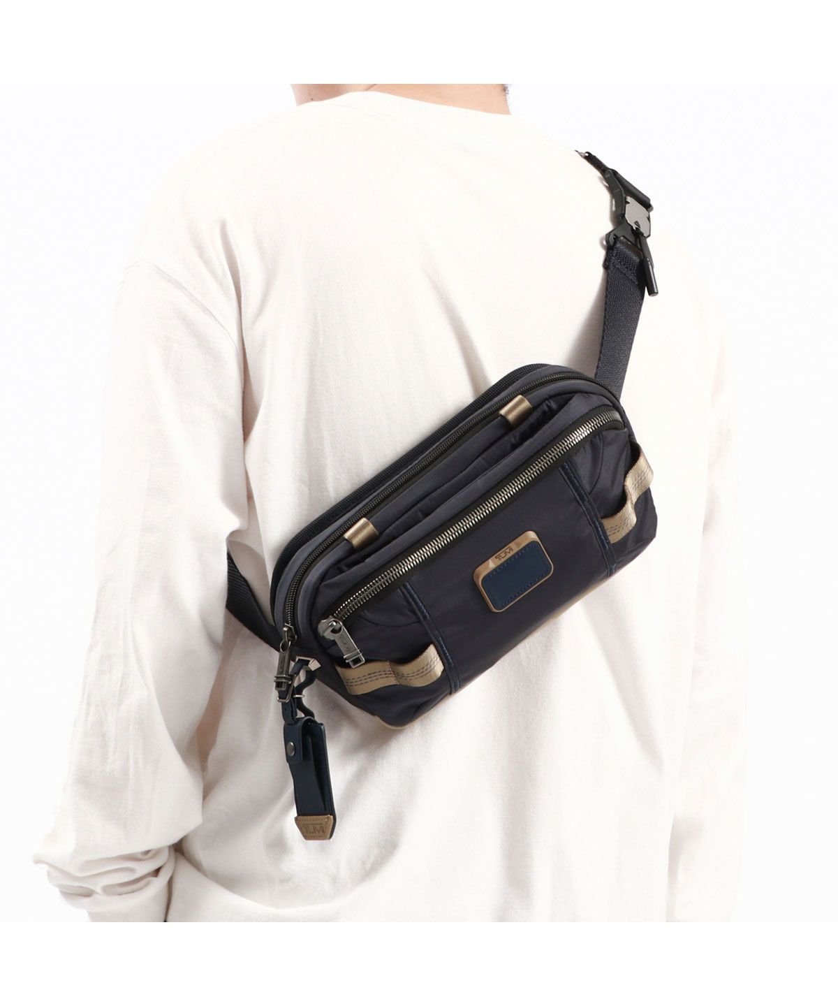 トゥミ TUMI 【日本正規品】 トゥミ ボディバッグ TUMI Alpha トゥミ TUMI 【日本正規品】 トゥミ ボディバッグ TUMI Alpha