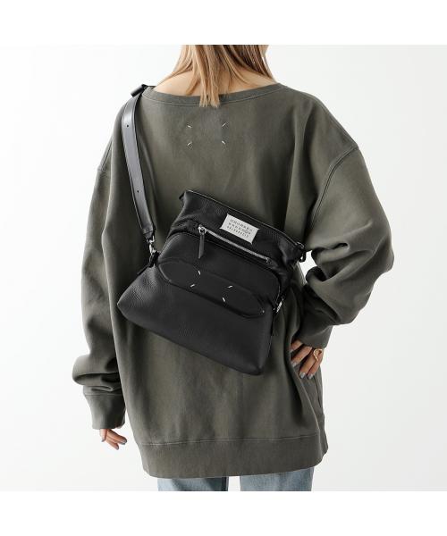 セール】MAISON MARGIELA ショルダーバッグ 5AC SB1WG0003 P4746 セール】MAISON MARGIELA ショルダーバッグ 5AC SB1WG0003 P4746