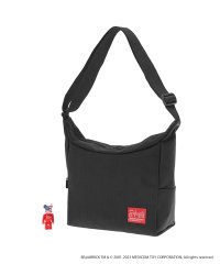 Manhattan Portage/Bed－Stuy Shoulder Bag w/ BE@RBRICK 2023/505789605