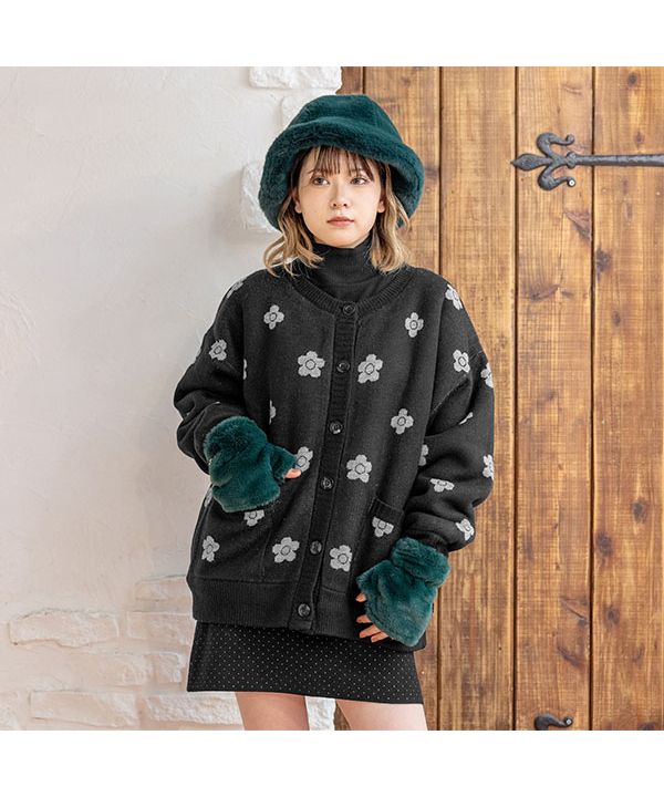 マリークワント MARY QUANT 4ペタルデイジー裏ボア カーディガン マリークワント MARY QUANT 4ペタルデイジー裏ボア カーディガン