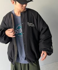 Classical Elf/クラシカルエルフ Classical Elf 《Javaジャバコラボ》ストリートで存在感を発揮。ロゴ刺繍中綿ノーカラーブルゾン/505794133