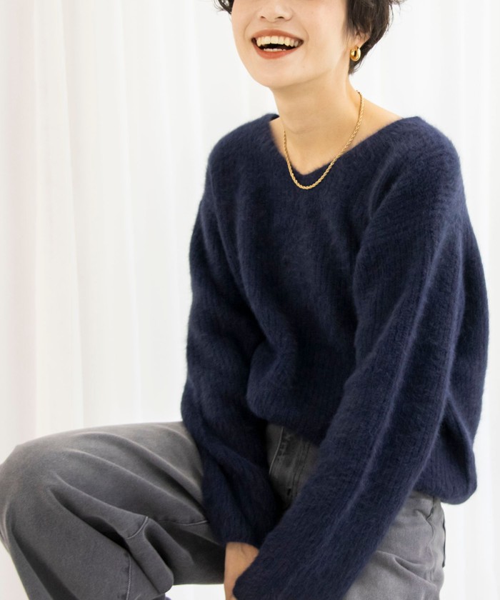 ROPE' フォックスウール Vネックプルオーバーニット