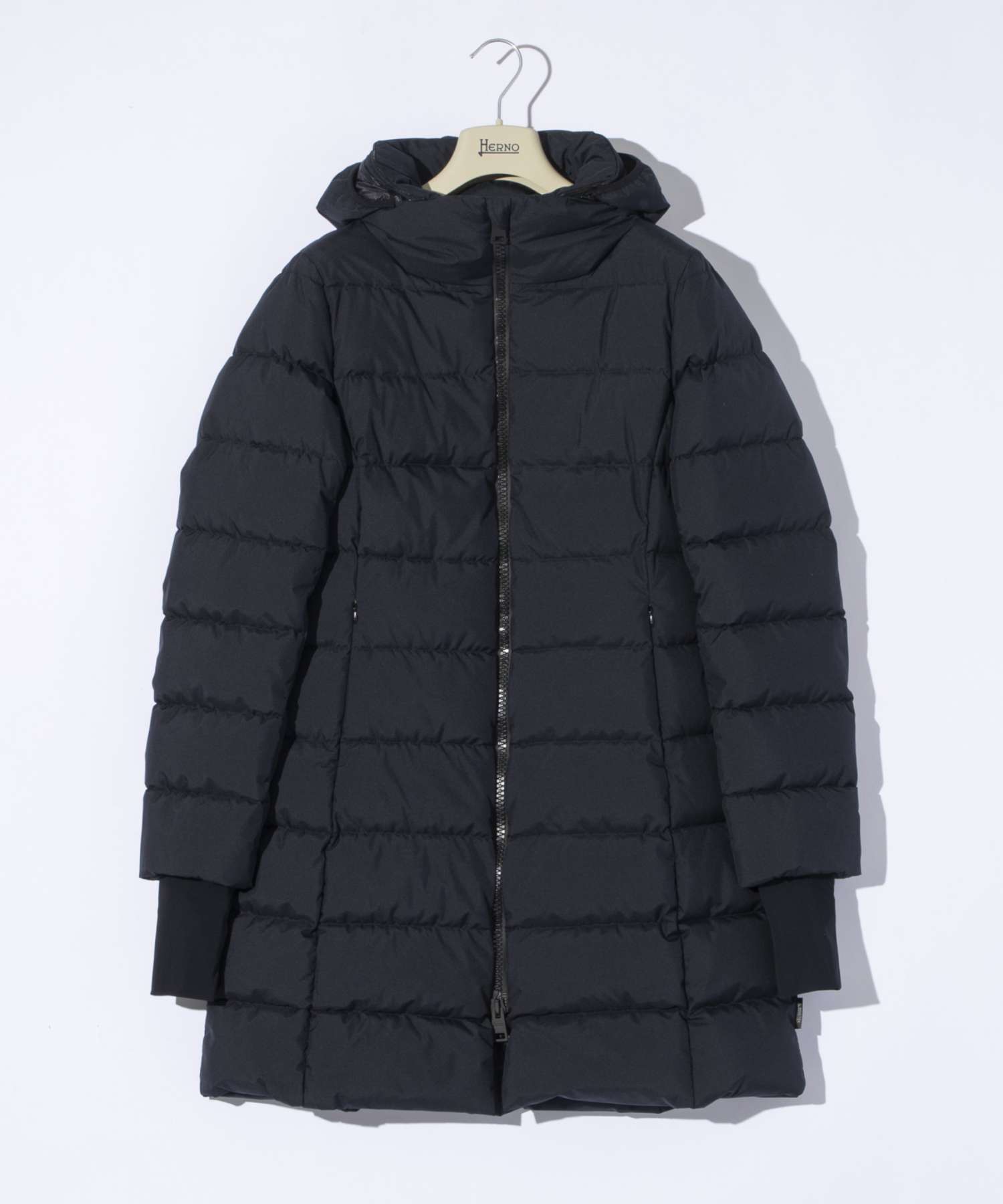 【値下げ！】HERNO  キッズ　ネイビー　ダウンジャケット　女の子 ヘルノ ダウンジャケット コート ケープ ネイビー レディース HERNO