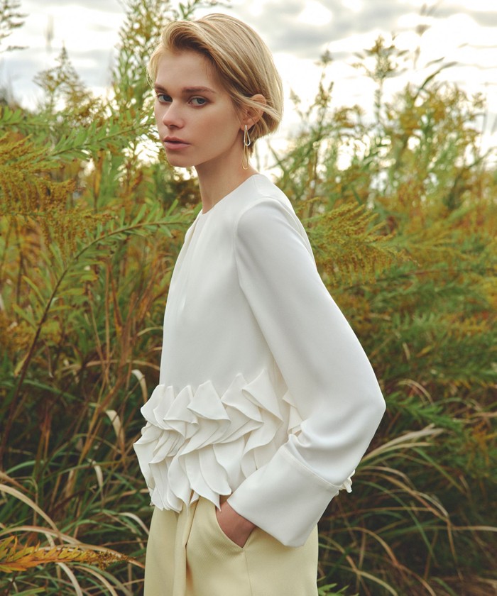 セール 50%OFF】【LOULOU WILLOUGHBY】ラッフルコサージュ セール 50%OFF】【LOULOU WILLOUGHBY】ラッフルコサージュ