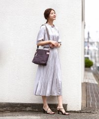 MK MICHEL KLEIN BAG/[撥水・軽量・ペットボトルホルダー付]アクセントレザースクエアショルダーバッグ/505830614