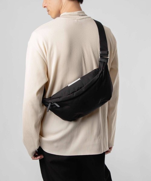 クーポン】メゾン マルジェラ MAISON MARGIELA SB2WB0001 P1511 ボディ 