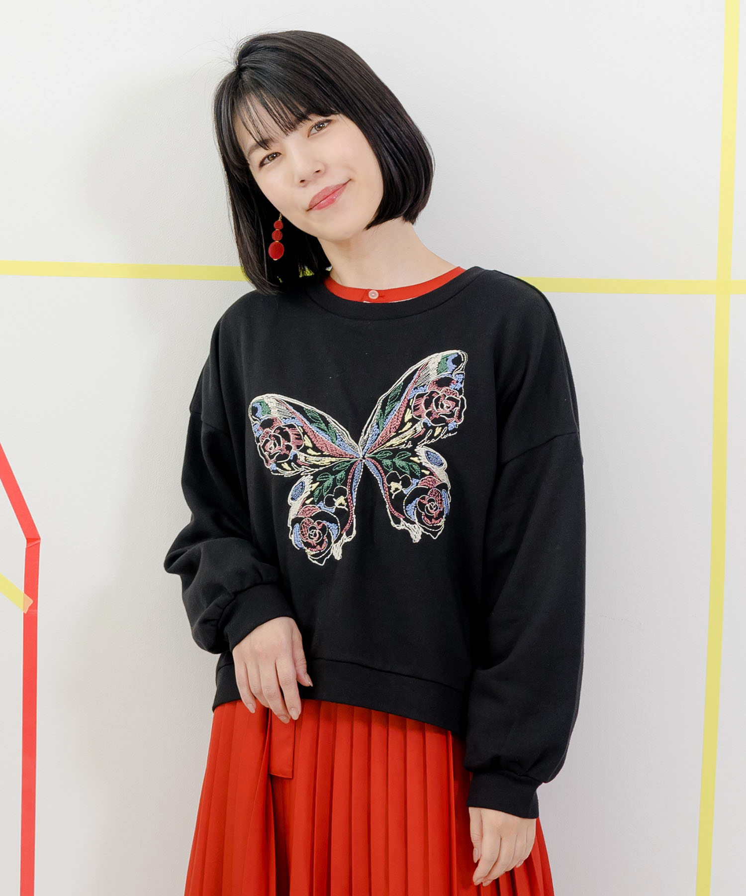 JUN様　　美品　iS ScoLar イズスカラー 蝶刺繍 ウールコート M セール】スカラー ScoLar 蝶花刺繍プルオーバー(505834992