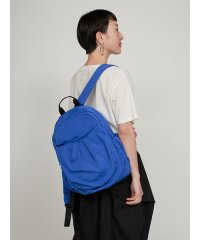 emmi atelier/【ONLINE限定カラー】eco 撥水ミニギャザーボディーバックパック/505845860