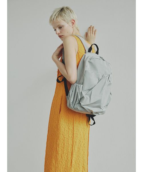 emmi（エミ）の「【emmi atelier】ボディバッグパック（バック