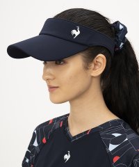 le coq sportif /シュシュ付きサンバイザー(庇9cmモデル)/505803695