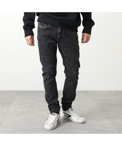 セール】DIESEL ジーンズ A03594 09C23 1979 SLEENKER L.32 PANTALONI 