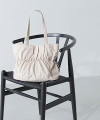 NATURAL BEAUTY BASIC/ギャザリングライトトートバッグ　24SS/505859032