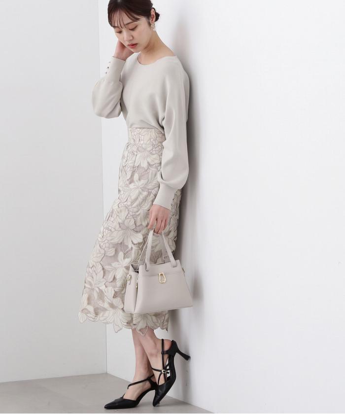 セール 50%OFF】フラワーカットワークタイトスカート 24SS セール 50%OFF】フラワーカットワークタイトスカート 24SS