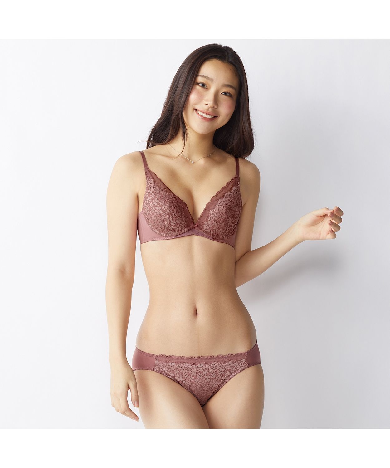 トリンプ アモスタイル夢みるブラDeepVブラジャーショーツセットA75イエロー 楽天市場】☆セール30％OFF☆[アモスタイル]夢みるブラ DeepV