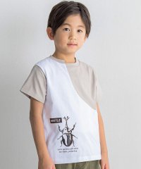 BeBe Petits Pois Vert/配色切り替えビートルプリントTシャツ(95~150cm)/505869642