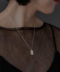 SMELLY/SMELLY so’　rectangle plate necklace/505907016