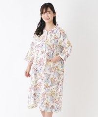  LAURA ASHLEY/メーガン柄 ダブルガーゼ ルームドレス/505914333