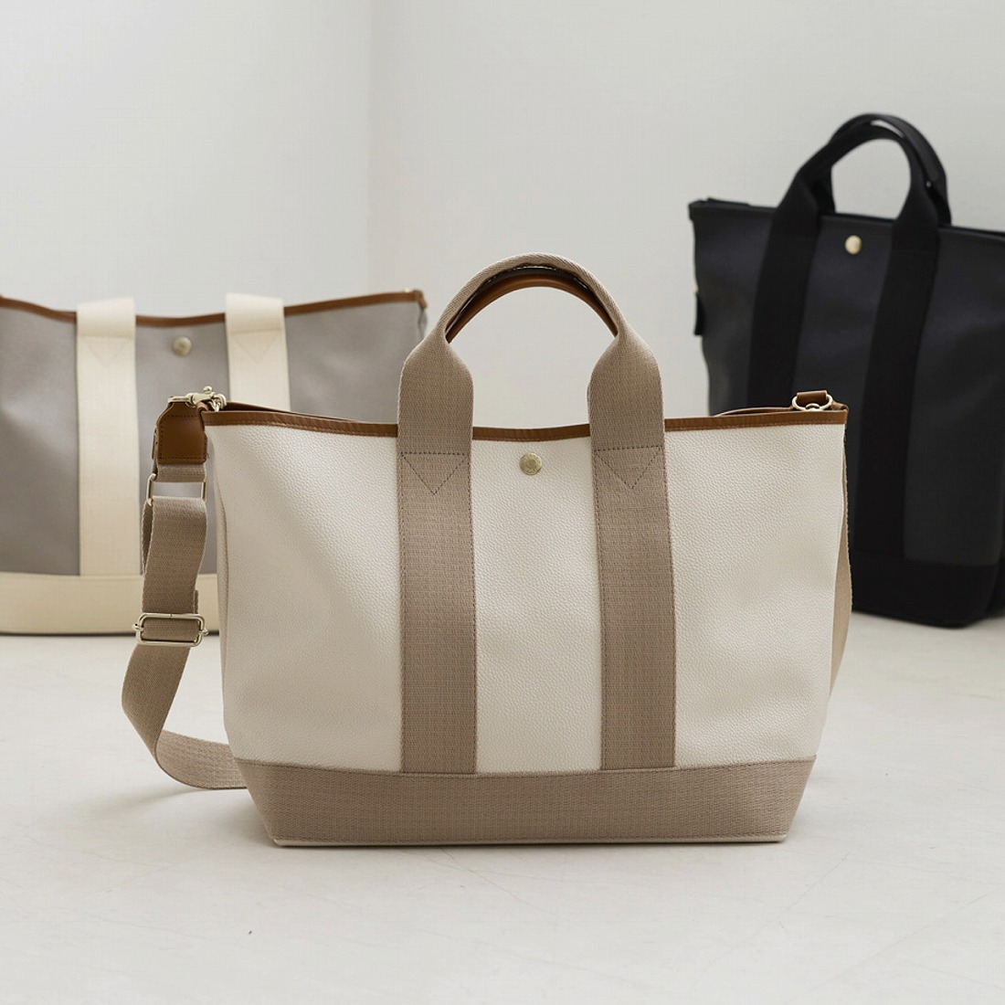 GW特別セール トプカピ　グレージュ×ブラックのトートバッグ セール】トプカピ(TOPKAPI)の通販 - d fashion