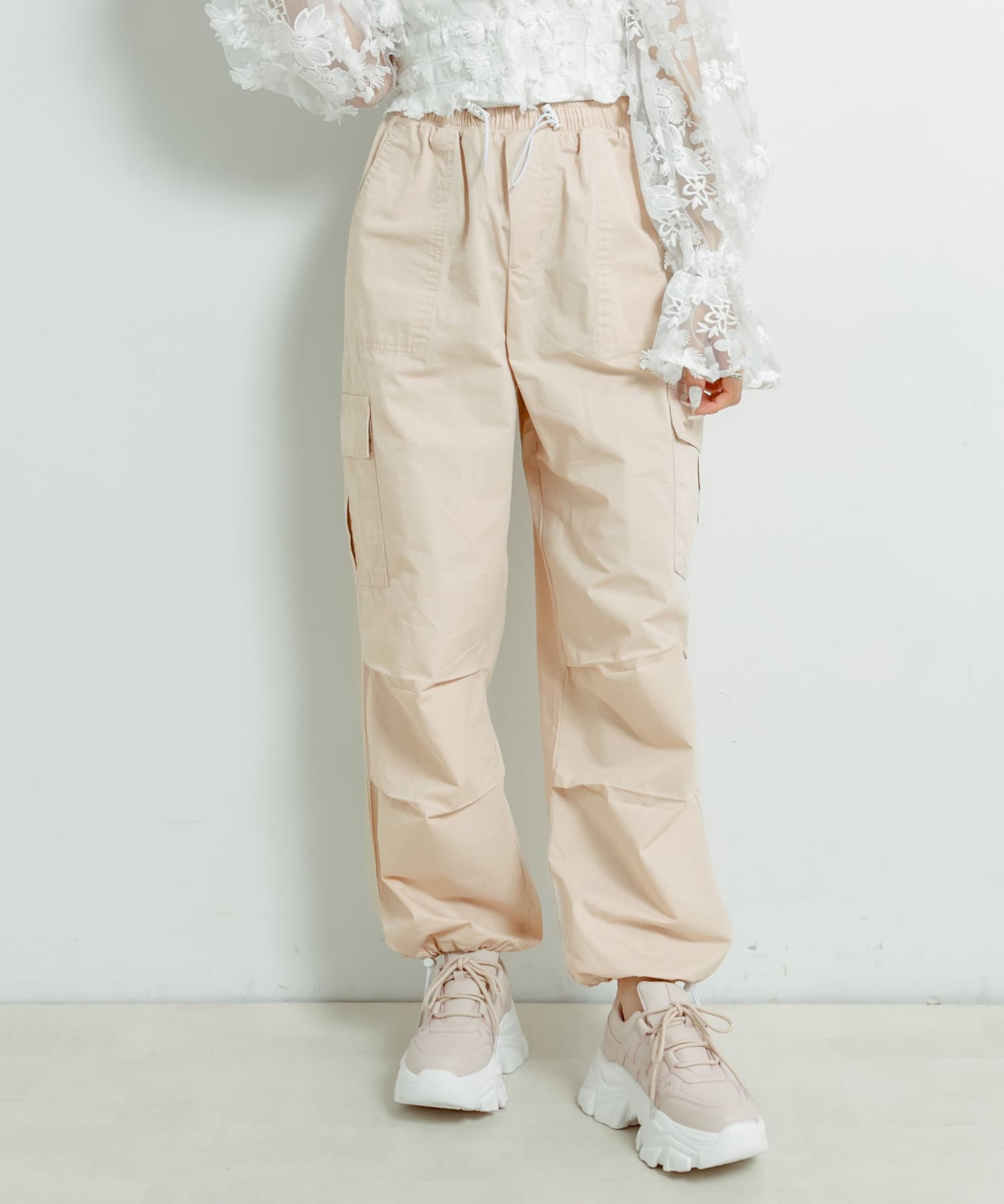 OURHOME 裾がしぼれる2wayカーゴパンツ オリーブ 裾がしぼれる2wayカーゴパンツ – OURHOME