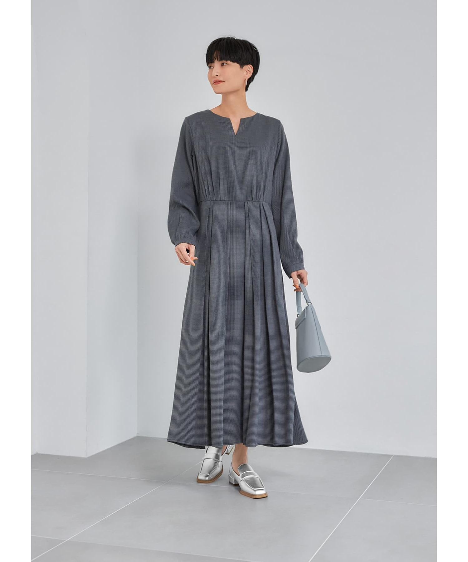 美品★THE ROW★キーネック★ 異素材★ストレート★ワンピース きれいめ/日本製】キーネックナローワンピース（ミドル