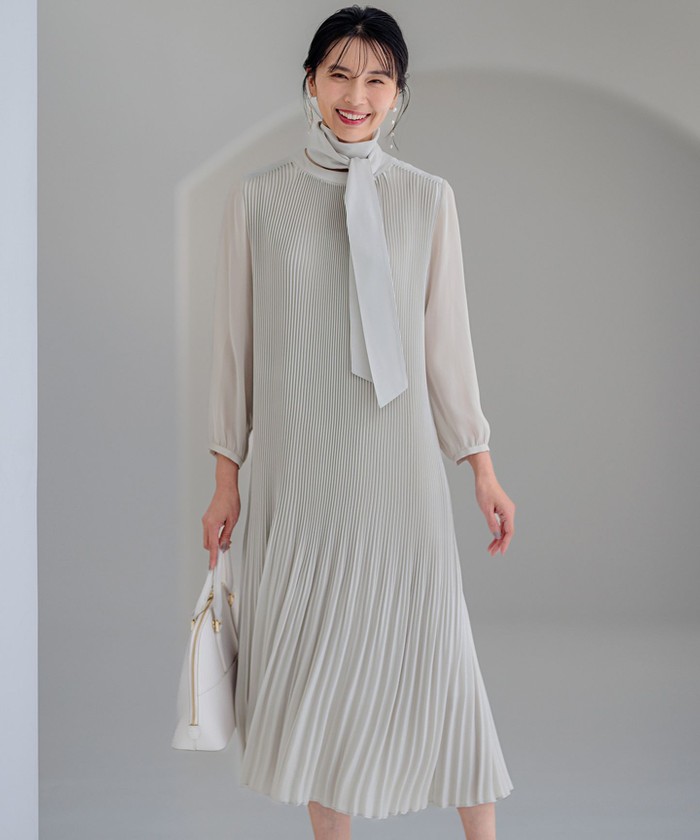 プリーツプリーズ　ワンピース　Dance With New Friends Pleats Please Issey Miyake Dance with New Friends Pleated A