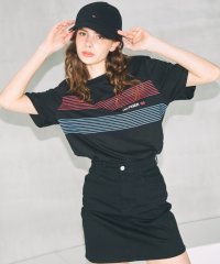 TOMMY HILFIGER/【オンライン限定】チェストストライプTシャツ/505915383