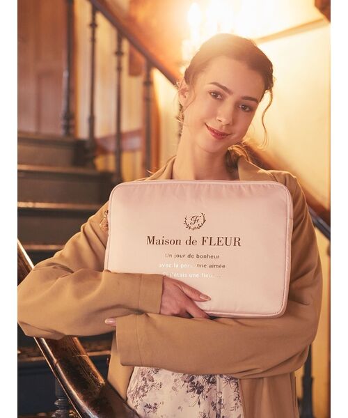 メゾン ド フルール Maison de FLEUR サテンPCケース(505938885 メゾン ド フルール Maison de FLEUR サテンPCケース(505938885
