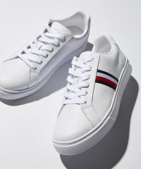 TOMMY HILFIGER/エッセンシャルストライプコートスニーカー/505940721