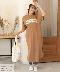 ad thie/アドティエ ad thie Tシャツワンピース 半袖 ロゴスウェット ロゴプリント スリット入り 夏/505910811