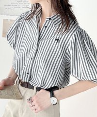 Classical Elf/クラシカルエルフ Classical Elf 爽やかふんわりテイスト。タック入りボリュームスリーブ胸刺繍サッカーシャツ/505975430