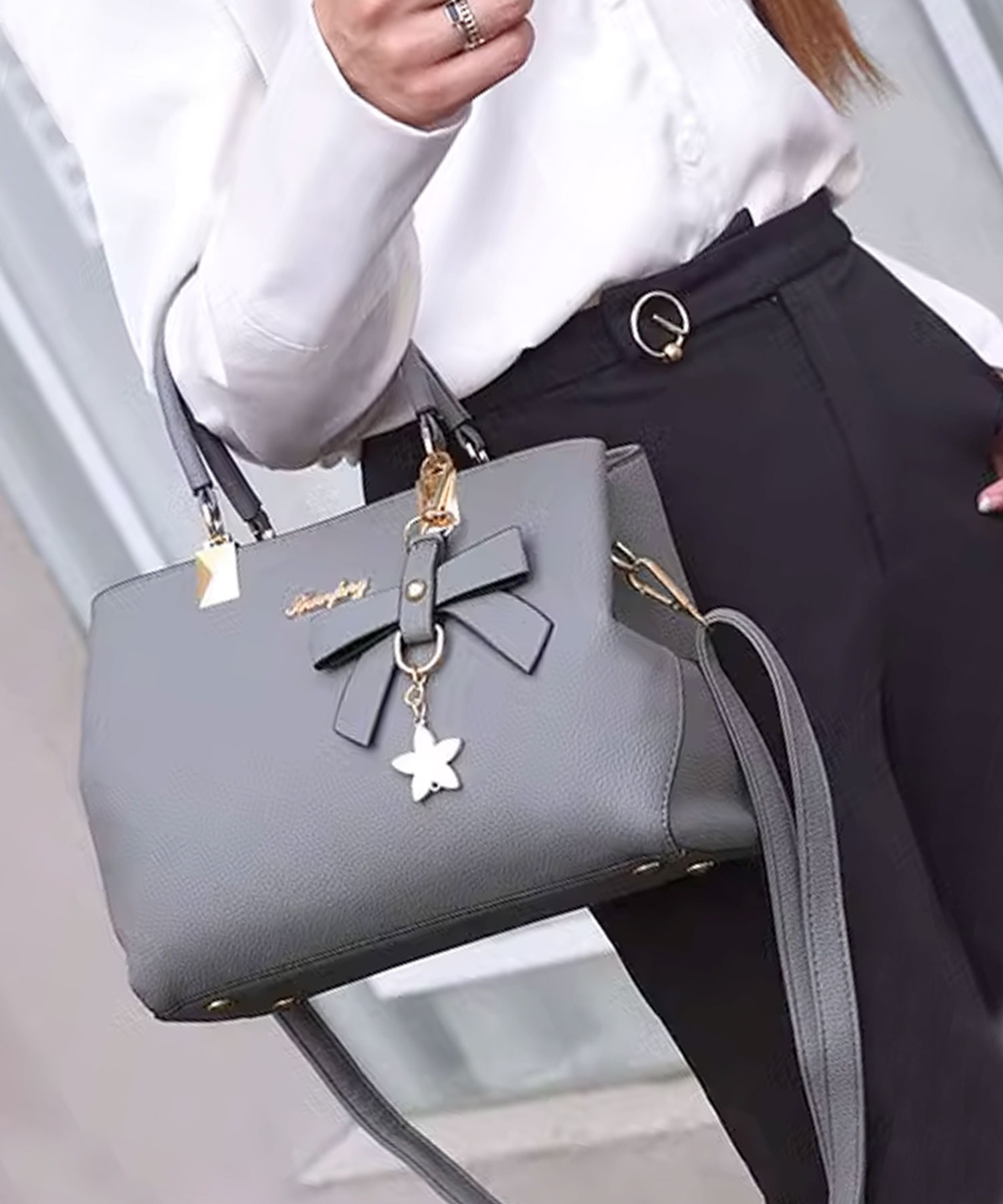 TED BAKER リボン付き グレインレザー 2WAYハンドバッグ テッドベイカー TED BAKER リボンバッグ 2way