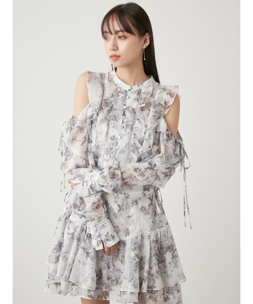 SNIDEL プリントフリルシフォンミニワンピース 美品 - ワンピース SNIDEL プリントフリルシフォンミニワンピース 美品 - ワンピース