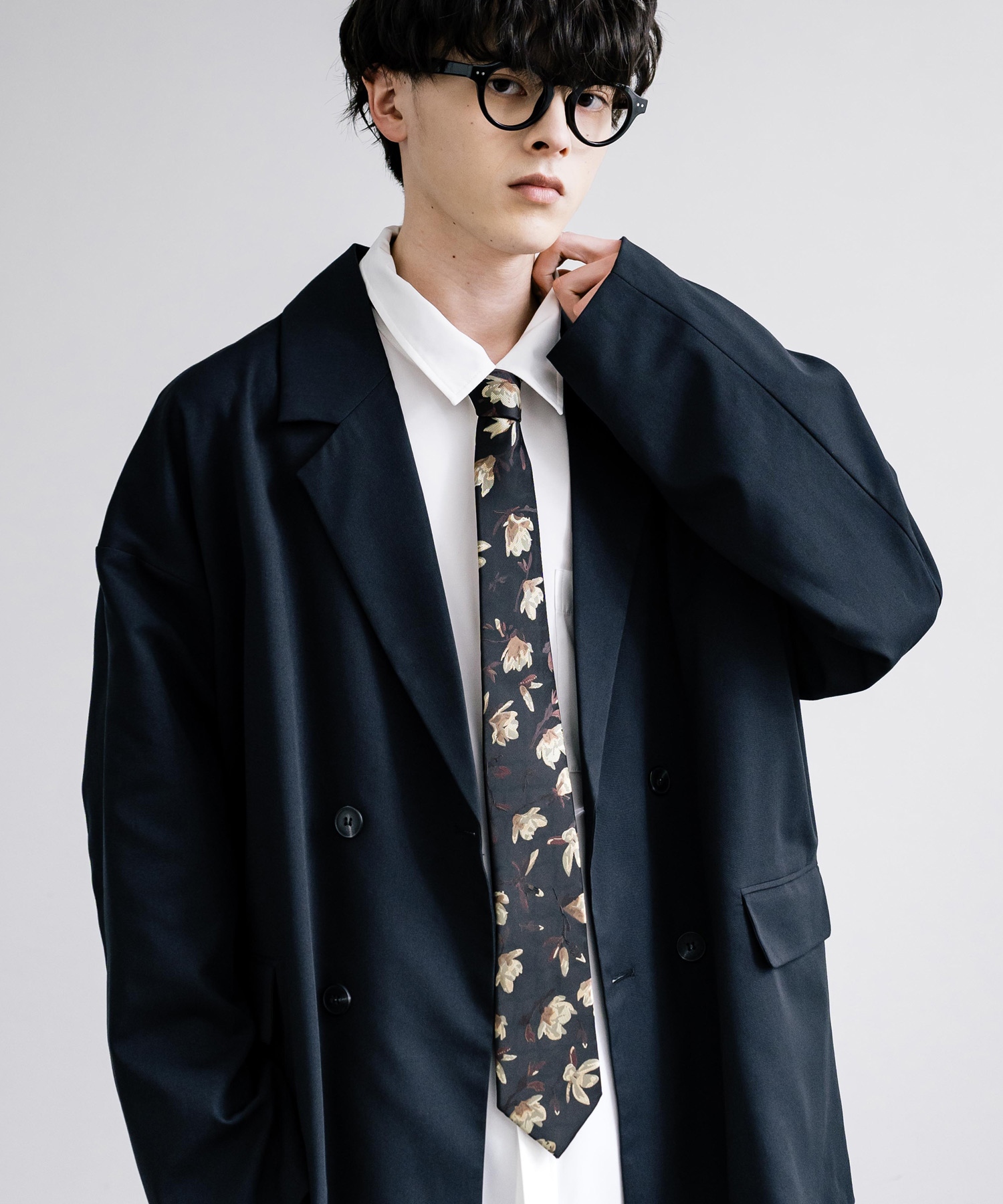 高価値セリー お値下げしました‼️GUCCI ストライプスーツ ネイビー靴下付き 36 フォーマル・ドレス・スーツ