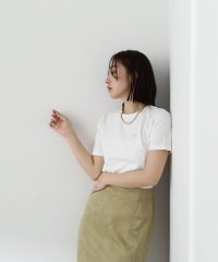 NATURAL BEAUTY BASIC/ロゴ刺繍コンパクトTシャツ/505968055