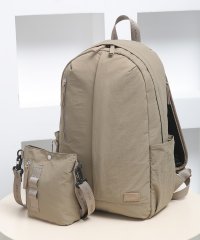 UNGRID bag/牛革付属 カラビナ付　大容量　超軽量　撥水ナイロン　多機能リュック＆ショルダーバッグ 　2点セット/505988988