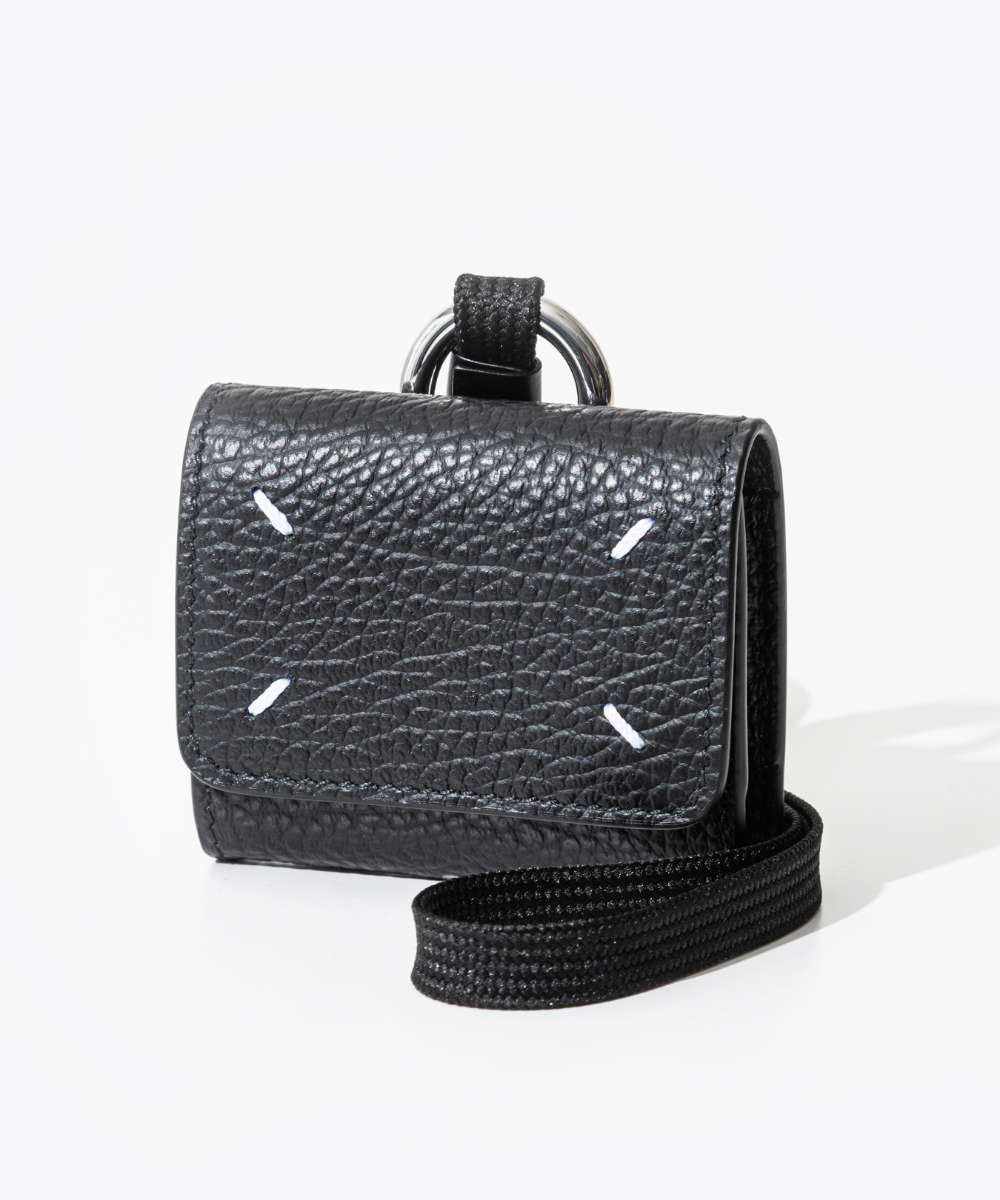 メゾン マルジェラ MAISON MARGIELA SA1VZ0022 P6421 イヤホン メゾン マルジェラ MAISON MARGIELA SA1VZ0022 P6421 イヤホン
